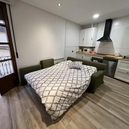 Bermudo Iii Plaza Mayor De Apartment *
