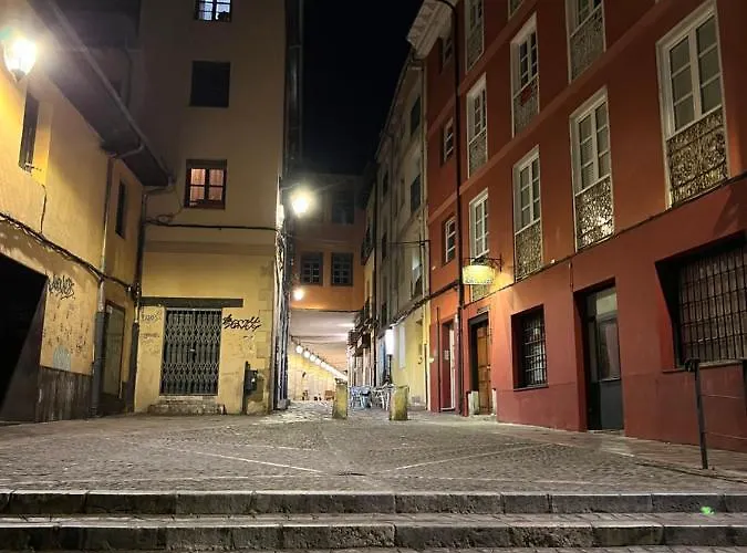 Bermudo Iii Plaza Mayor De